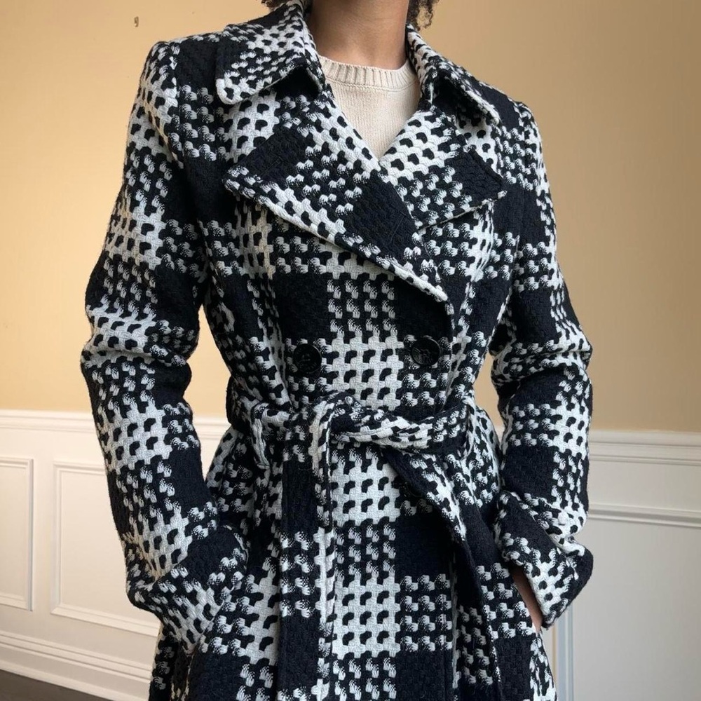Via Spiga Houndstooth Wool-Blend Coat - Picture 3 of 8